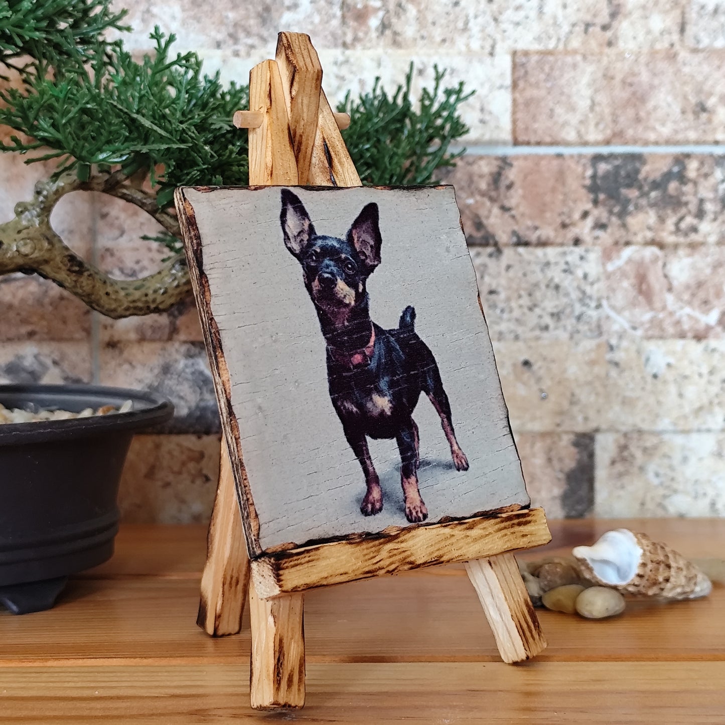 Mini Pinscher – Cuadro artesanal en madera