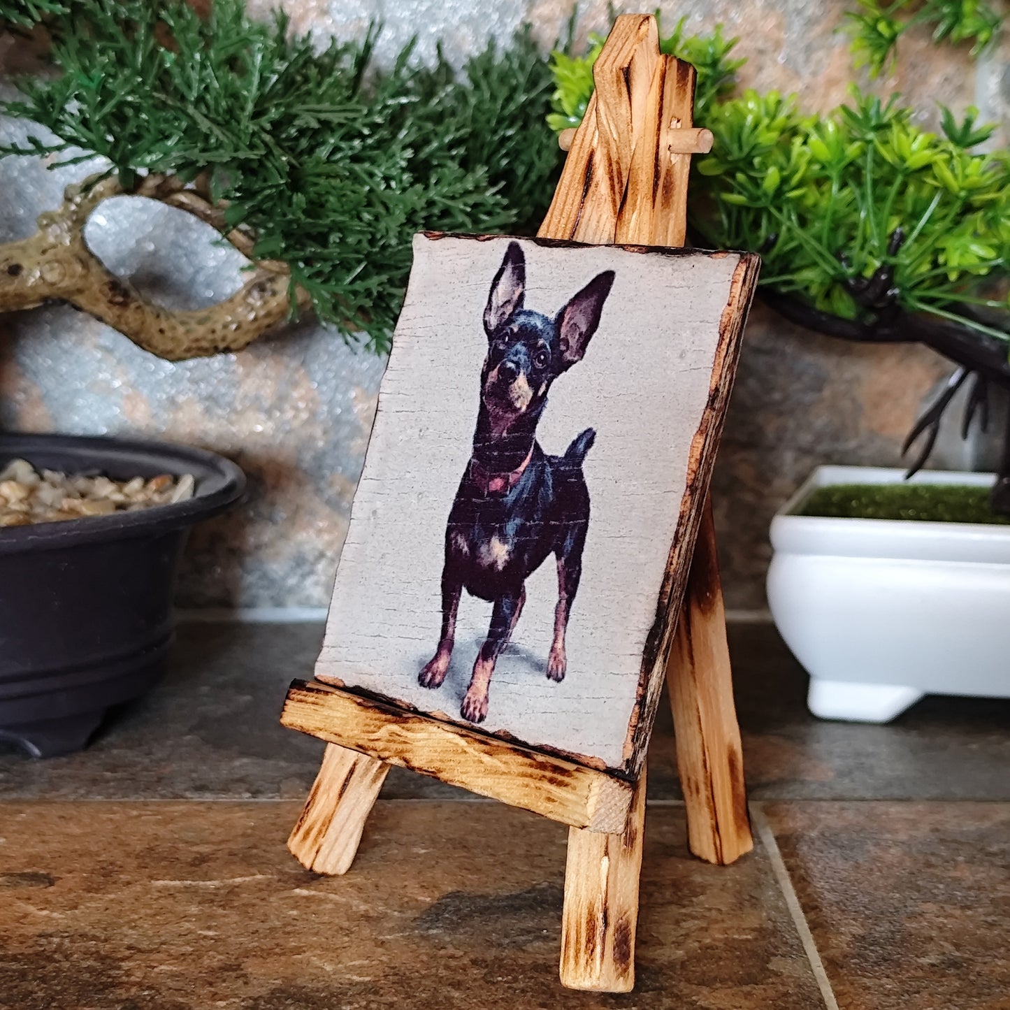 Mini Pinscher – Cuadro artesanal en madera