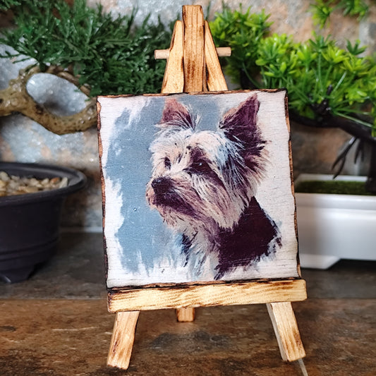 Retrato artesanal de Yorkshire Terrier en madera
